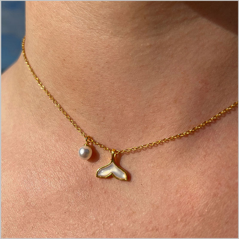 Perlen-Delphin-Halskette